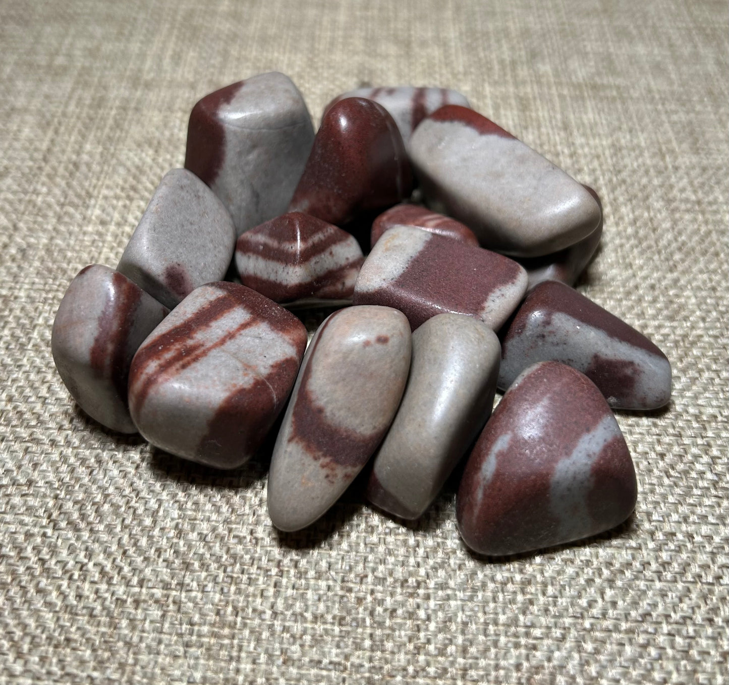 Shiva Lingam Tumble Stone – Divine Energy & Spiritual Awakening