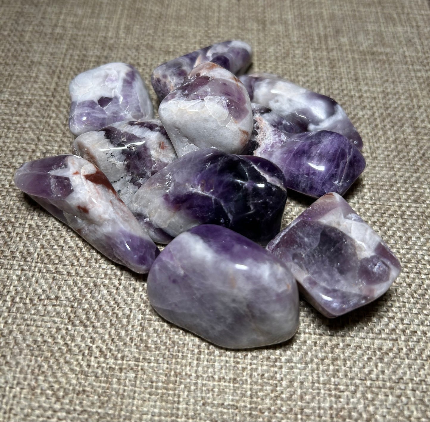 Chevron Amethyst Tumble Stone – Spiritual Clarity & Healing Energy