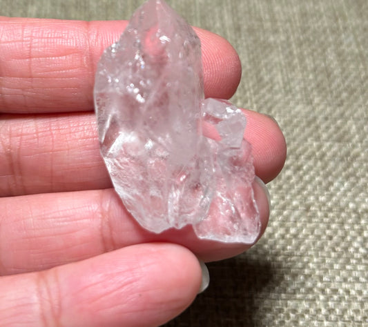 Clear Quartz Crystal Points (Small) – Energy Amplification & Healing